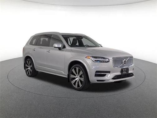 2023 Volvo XC90 Recharge Plug-In Hybrid T8 Ultimate Bright Theme 7-Seater