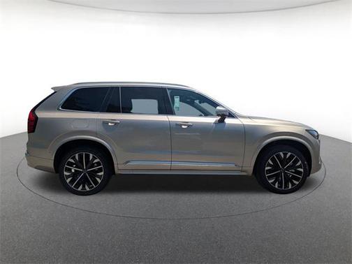 2025 Volvo XC90 B6 Ultra