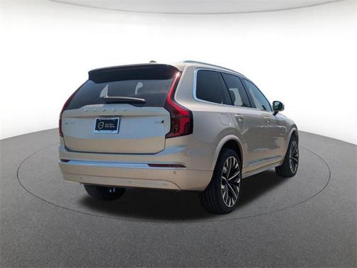 2025 Volvo XC90 B6 Ultra