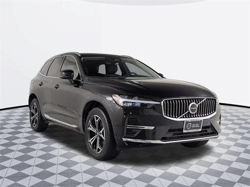 2022 Volvo XC60 Recharge Plug-In Hybrid T8 Inscription Expression