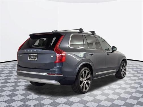 2022 Volvo XC90 Recharge Plug-In Hybrid T8 Inscription 6 Passenger