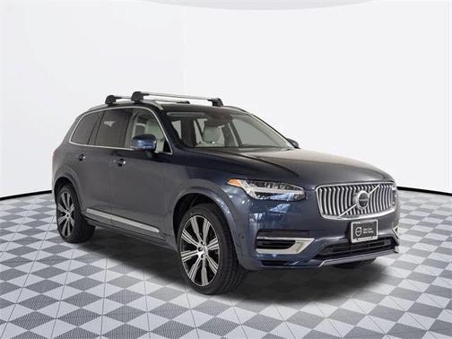 2022 Volvo XC90 Recharge Plug-In Hybrid T8 Inscription 6 Passenger