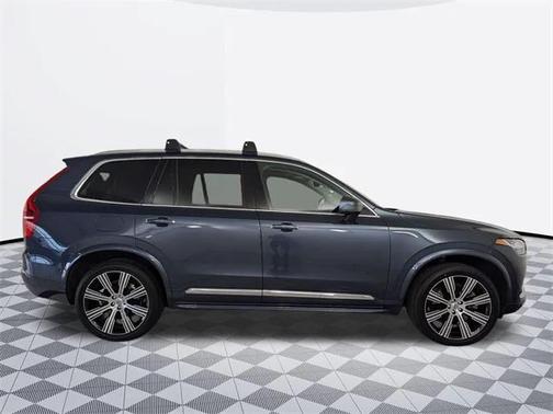 2022 Volvo XC90 Recharge Plug-In Hybrid T8 Inscription 6 Passenger