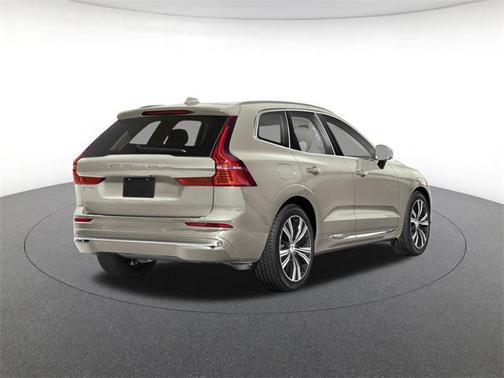2025 Volvo XC60 Plug-In Hybrid T8 Plus