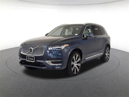 2023 Volvo XC90 B6 Ultimate 7-Seater
