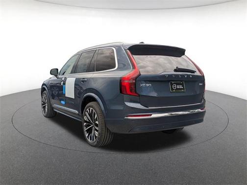 2025 Volvo XC90 B6 Plus 7-Seater