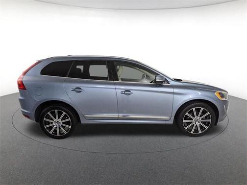 2017 Volvo XC60 T6 Inscription