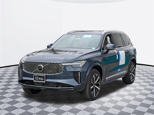 2025 Volvo XC90 Plug-In Hybrid T8 Core 7-Seater
