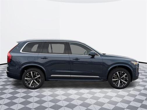 2025 Volvo XC90 Plug-In Hybrid T8 Core 7-Seater