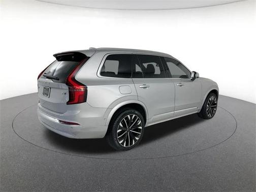 2025 Volvo XC90 B6 Plus 7-Seater