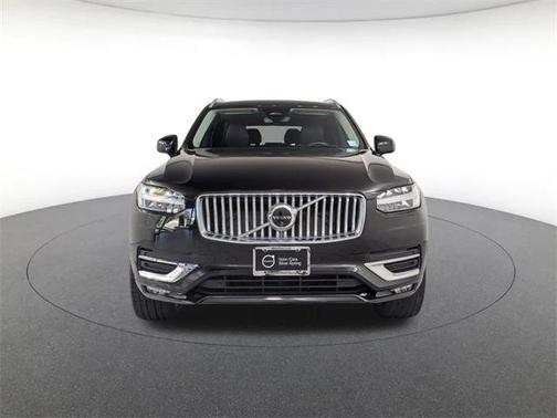 2024 Volvo XC90 B6 Ultimate Bright Theme 7-Seater