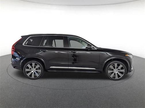 2022 Volvo XC90 T6 Inscription