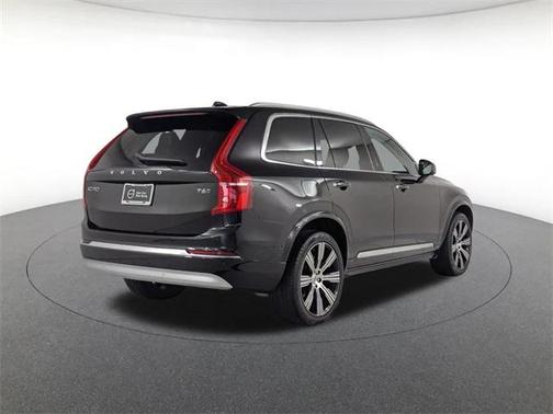 2022 Volvo XC90 T6 Inscription