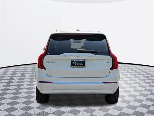 2025 Volvo XC90 Plug-In Hybrid T8 Plus 7-Seater