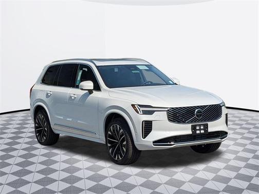 2025 Volvo XC90 Plug-In Hybrid T8 Plus 7-Seater