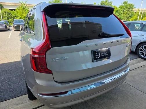 2024 Volvo XC90 B6 Ultimate Bright Theme 6-Seater
