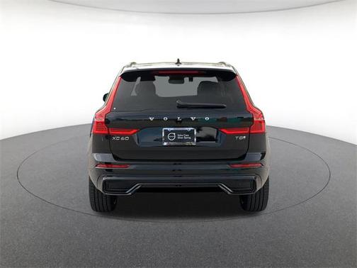 2025 Volvo XC60 Plug-In Hybrid T8 Ultra