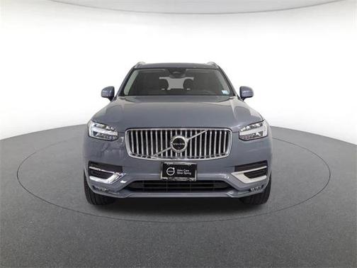 2023 Volvo XC90 B6 Plus 7-Seater
