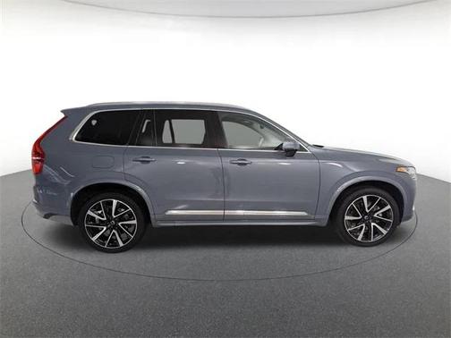 2023 Volvo XC90 B6 Plus 7-Seater
