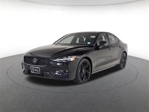 2024 Volvo S60 B5 Plus Black Edition