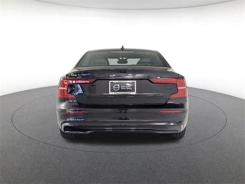 2024 Volvo S60 B5 Plus Black Edition