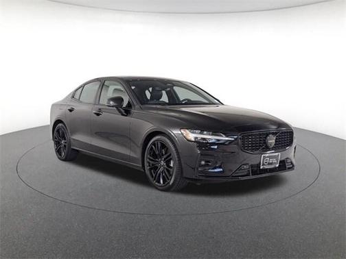 2024 Volvo S60 B5 Plus Black Edition