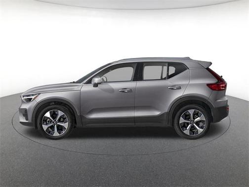 2026 Volvo XC40 B5 Ultra