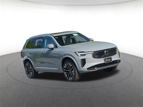 2025 Volvo XC90 B6 Plus 7-Seater