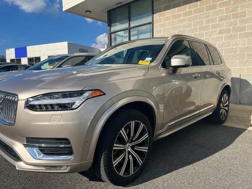 2024 Volvo XC90 B6 Plus Bright Theme 7-Seater