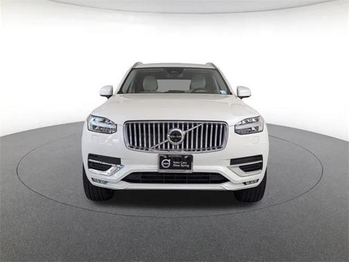 2025 Volvo XC90 B6 Plus 7-Seater