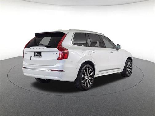 2025 Volvo XC90 B6 Plus 7-Seater