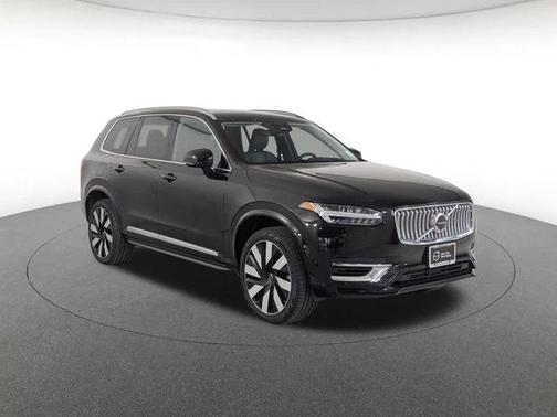 2025 Volvo XC90 Plug-In Hybrid T8 Ultra 6-Seater