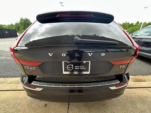 2021 Volvo XC60 T5 Inscription