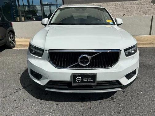 2019 Volvo XC40 T5 Momentum