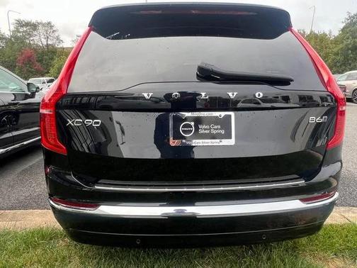 2024 Volvo XC90 B6 Plus Bright Theme 7-Seater