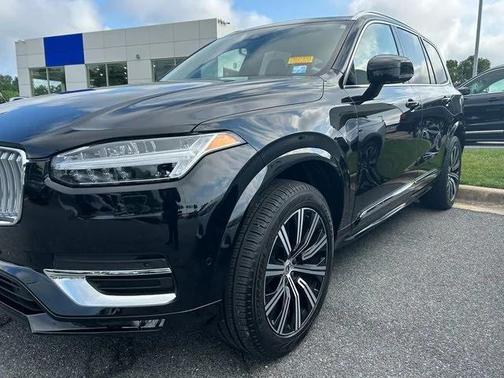2024 Volvo XC90 B5 Plus Bright Theme