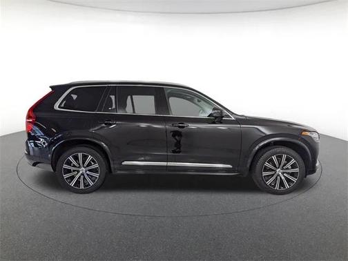 2024 Volvo XC90 B5 Plus Bright Theme