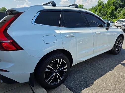 2020 Volvo XC60 T5 Momentum