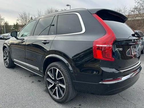 2023 Volvo XC90 B6 Plus 7-Seater