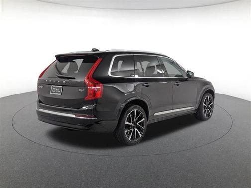 2023 Volvo XC90 B6 Plus 7-Seater