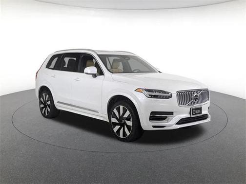 2024 Volvo XC90 Recharge Plug-In Hybrid T8 Ultimate Bright Theme 7-Seater