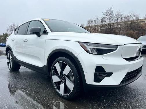 2023 Volvo C40 Recharge Pure Electric Twin Plus