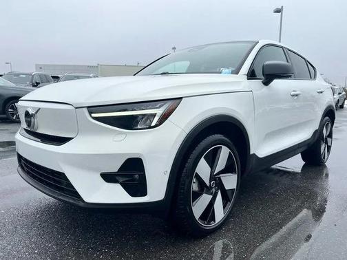 2023 Volvo C40 Recharge Pure Electric Twin Plus