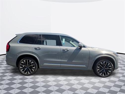 2025 Volvo XC90 Plug-In Hybrid T8 Ultra 7-Seater