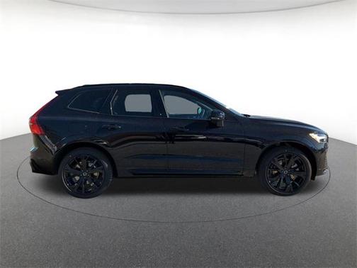 2026 Volvo XC60 Plug-In Hybrid Black Edition Ultra, T8 AWD Electric/Gasoline, Dark
