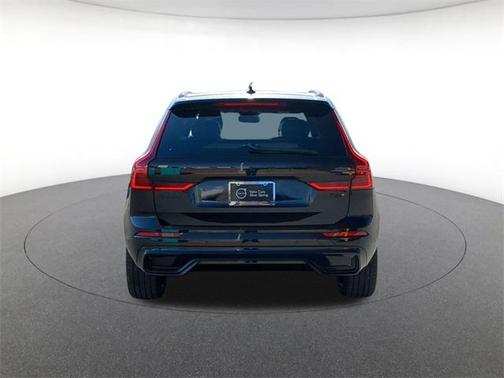 2026 Volvo XC60 Plug-In Hybrid Black Edition Ultra, T8 AWD Electric/Gasoline, Dark
