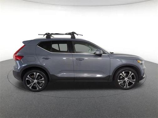 2022 Volvo XC40 T5 Inscription