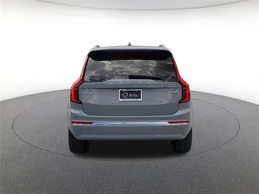 2025 Volvo XC90 Plug-In Hybrid T8 Plus 7-Seater