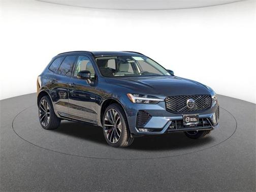 2026 Volvo XC60 B5 Ultra