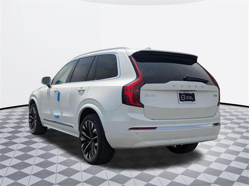 2025 Volvo XC90 Plug-In Hybrid T8 Plus 7-Seater